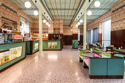 fondazione prada caffetteria|Da LùBar al Bar Luce: le più belle caffetterie nei musei di Milano..